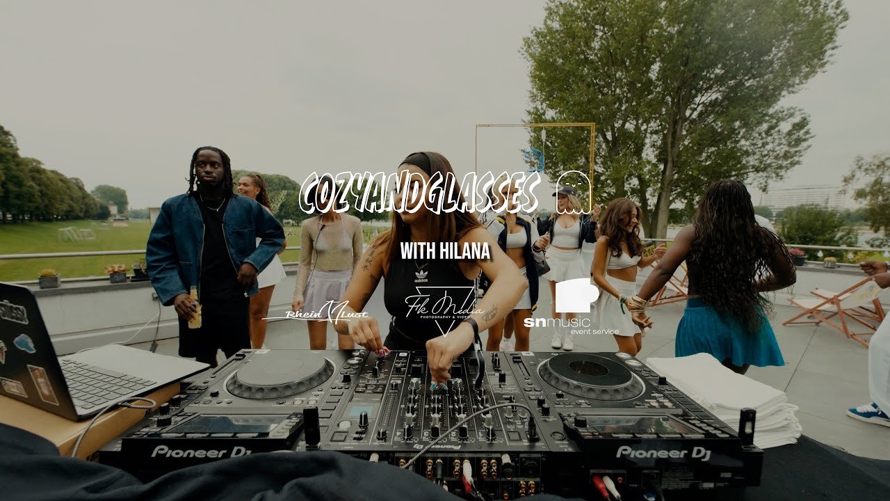 Dancehall and Afrobeats | hilana | cozyandglasses | set 6.1
