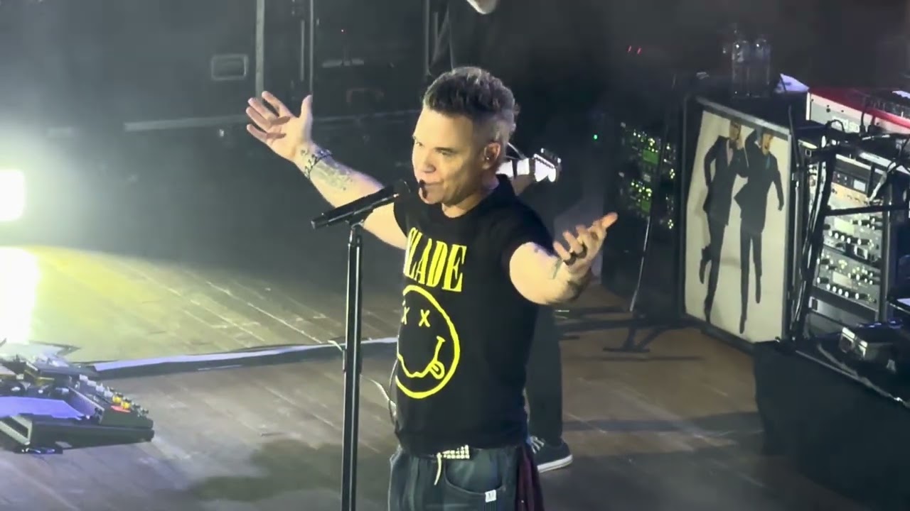Robbie Williams - Lazy Days (Long 90s Tour 2026 - Wolverhampton)