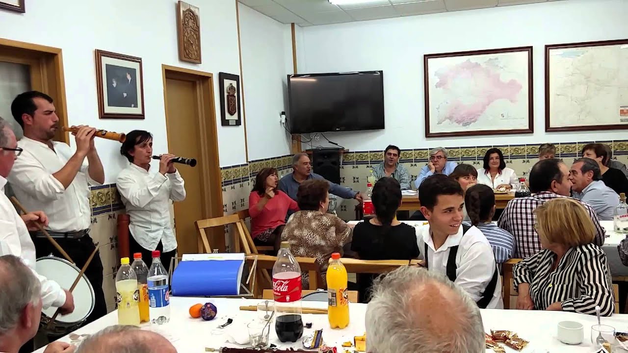 Es la chica Segoviana - Gaiteros del 106