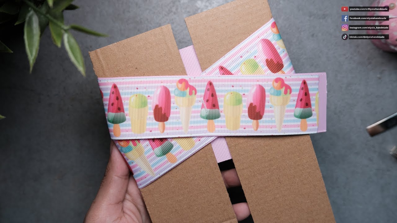 Lindos laços são feitos de uma maneira simples e fácil usando um fabricante de arco DIY de papelão u