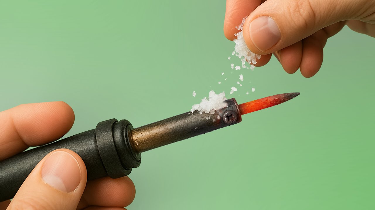 Soldering is So Easy! Put Salt On Soldering Iron And Amazing Results!
