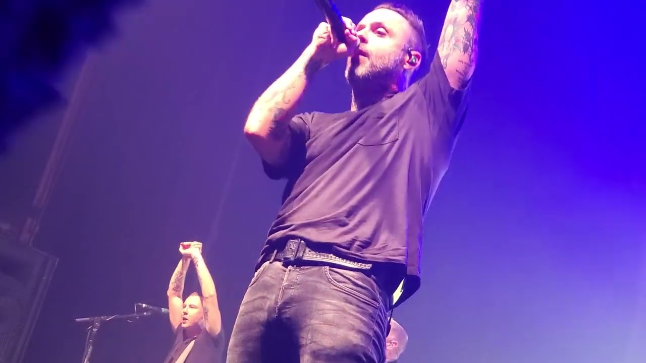 Blue Octo er - I Hope You're Happy (featuring Steve) Live in Cleveland
