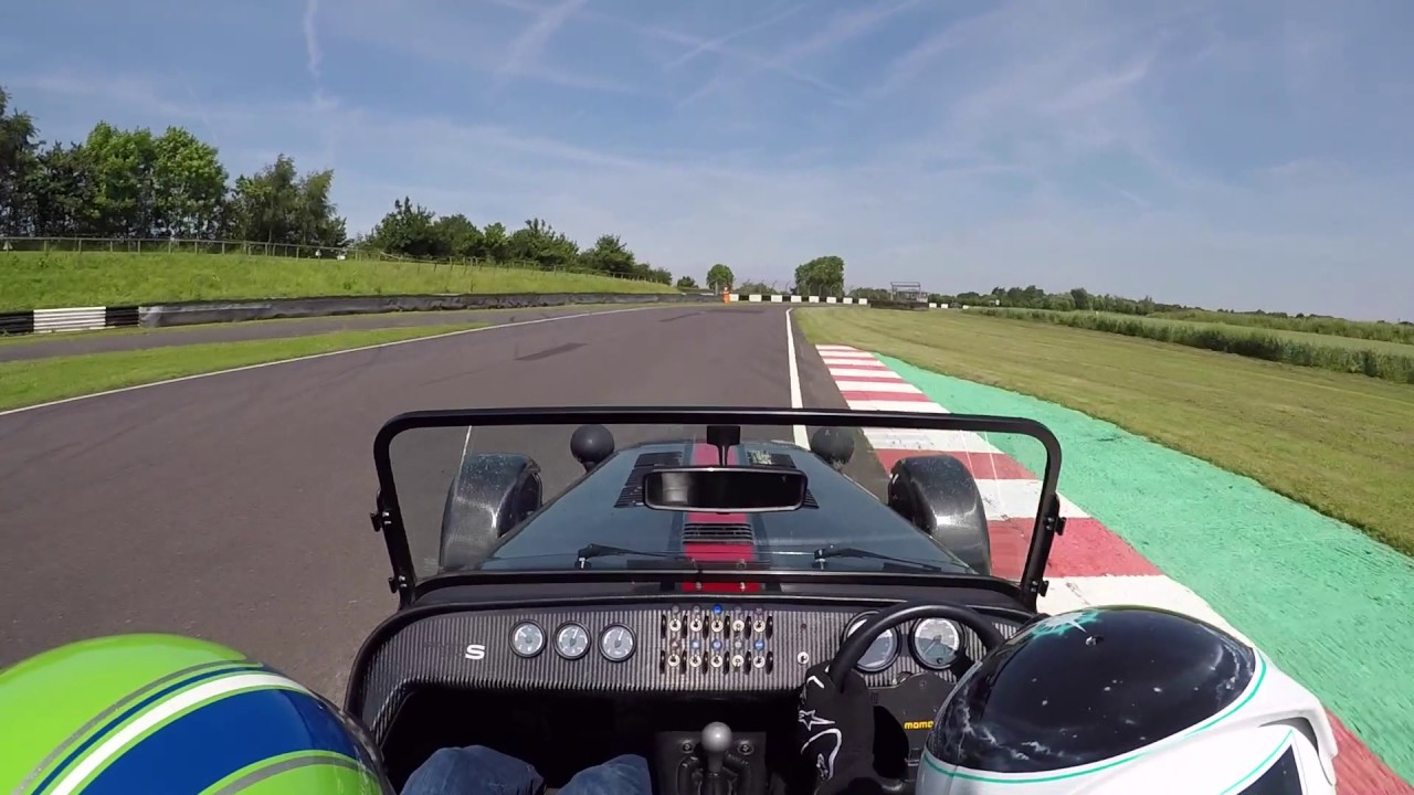 Caterham 620S (SV) Pro Driver - Castle Coombe (1:17 Lap)