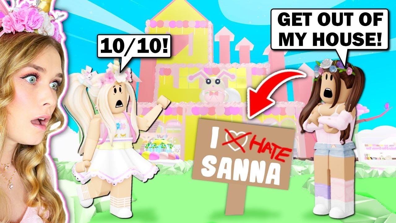 FAN Turned To HATER Is BACK And Is ANGRY In Adopt Me Rating Fans Houses (Roblox)