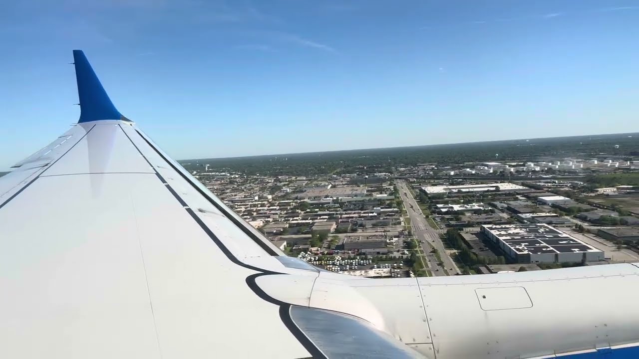United 737 MAX 9 Landing in Chicago (ORD)