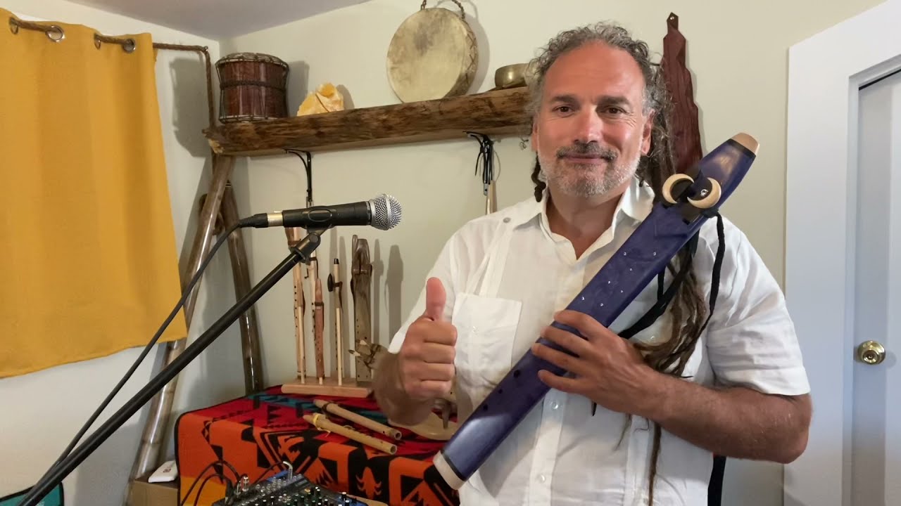 Amazing drone flute design! E 432 Hz 8 hole alternating drone flute