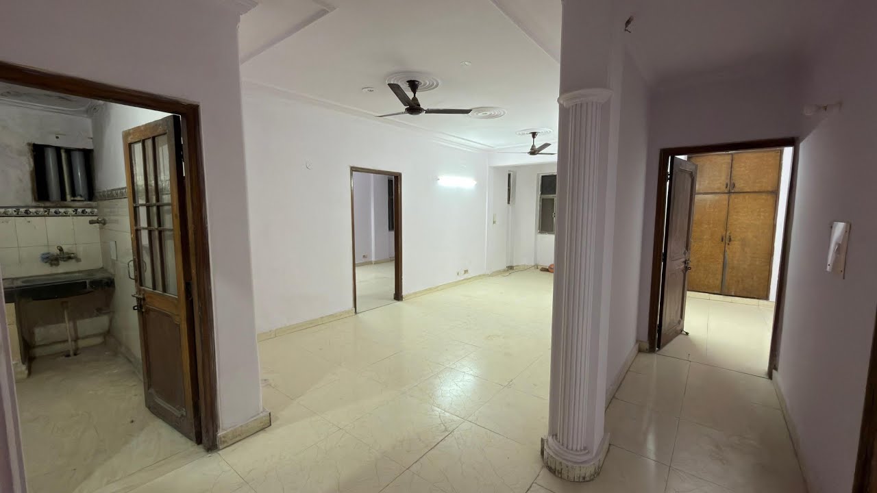 IP Extension Society में 3 BHK Apartment For Sale | Flats in Patparganj East Delhi | Call 9643258735