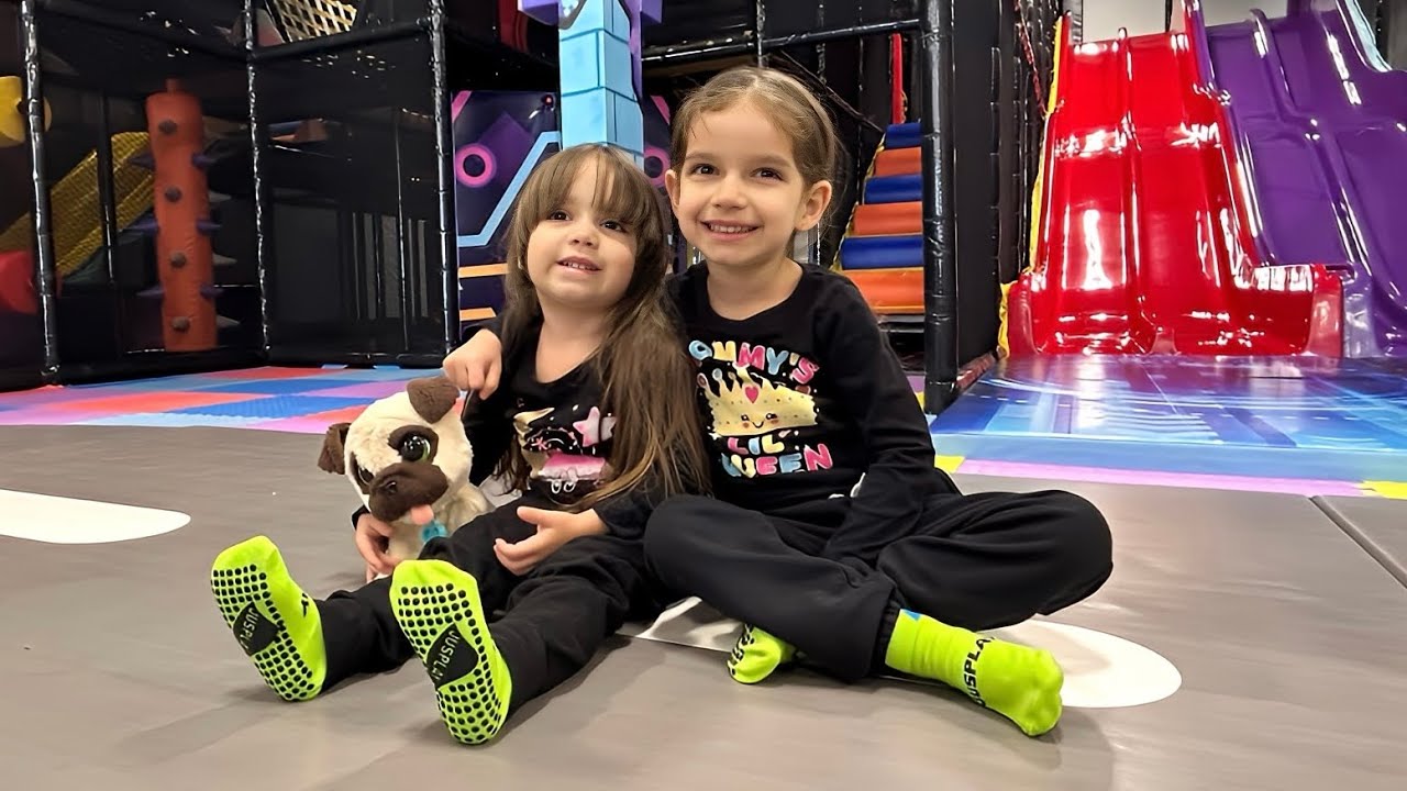 Chloe and Meghan - Jusplay Indoor Playground