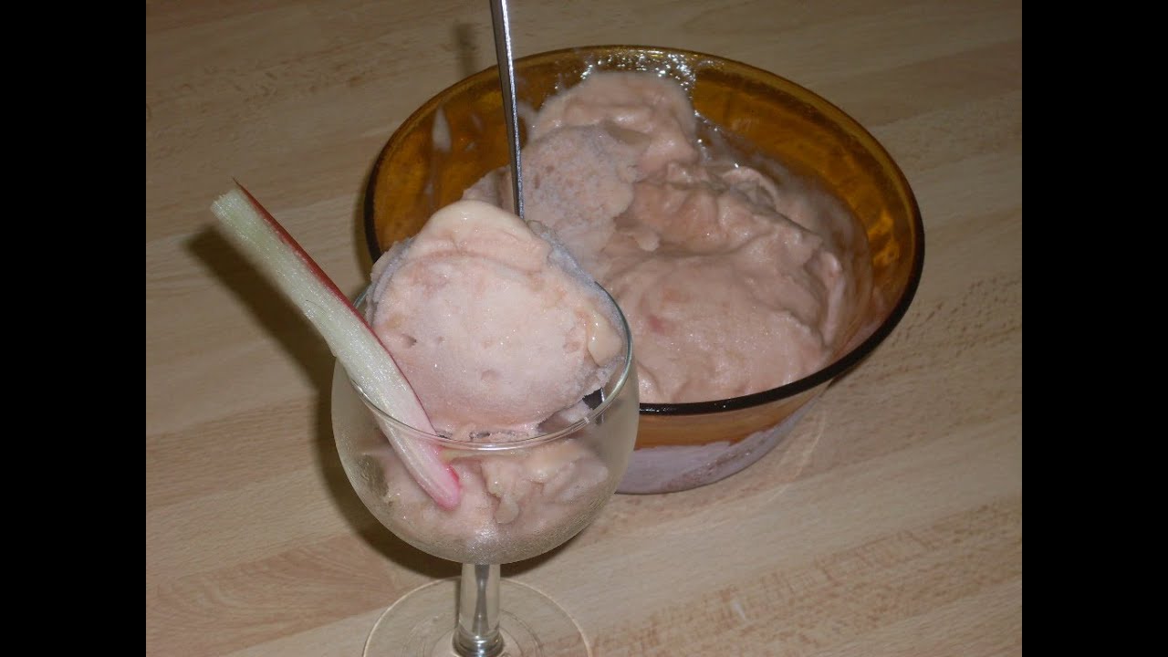 Comment faire un sorbet à la rhubarbe facilement ? Recette de Glace sorbet