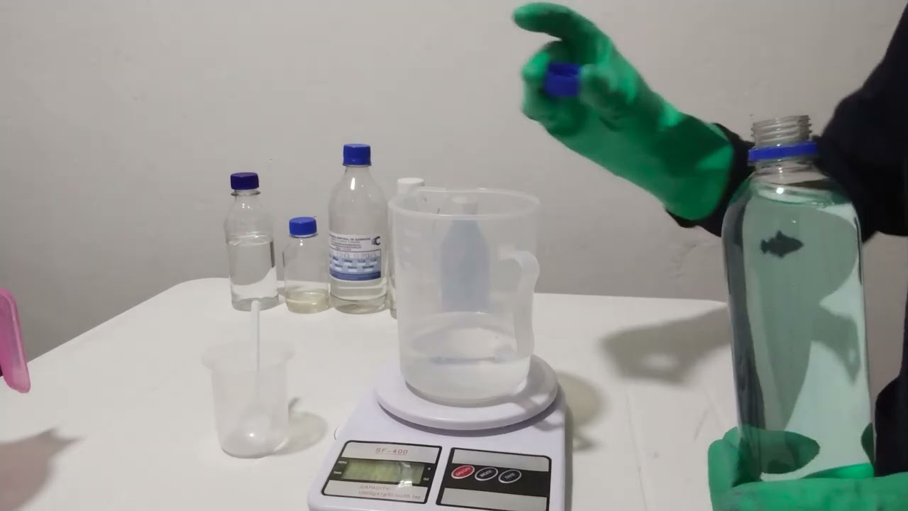 Cómo elaborar Crema para eliminar la grasa de las manos "mecánicos".