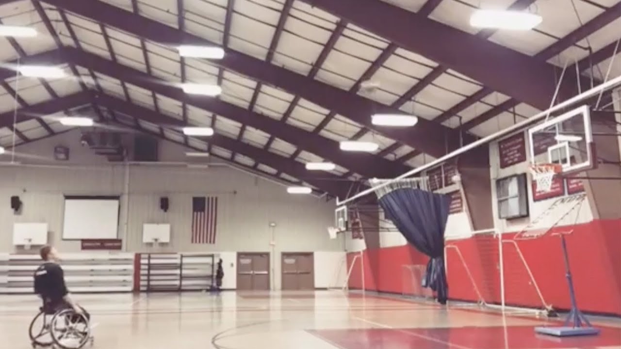 Trick Shots From The World's Best Wheelchair Basketball Player