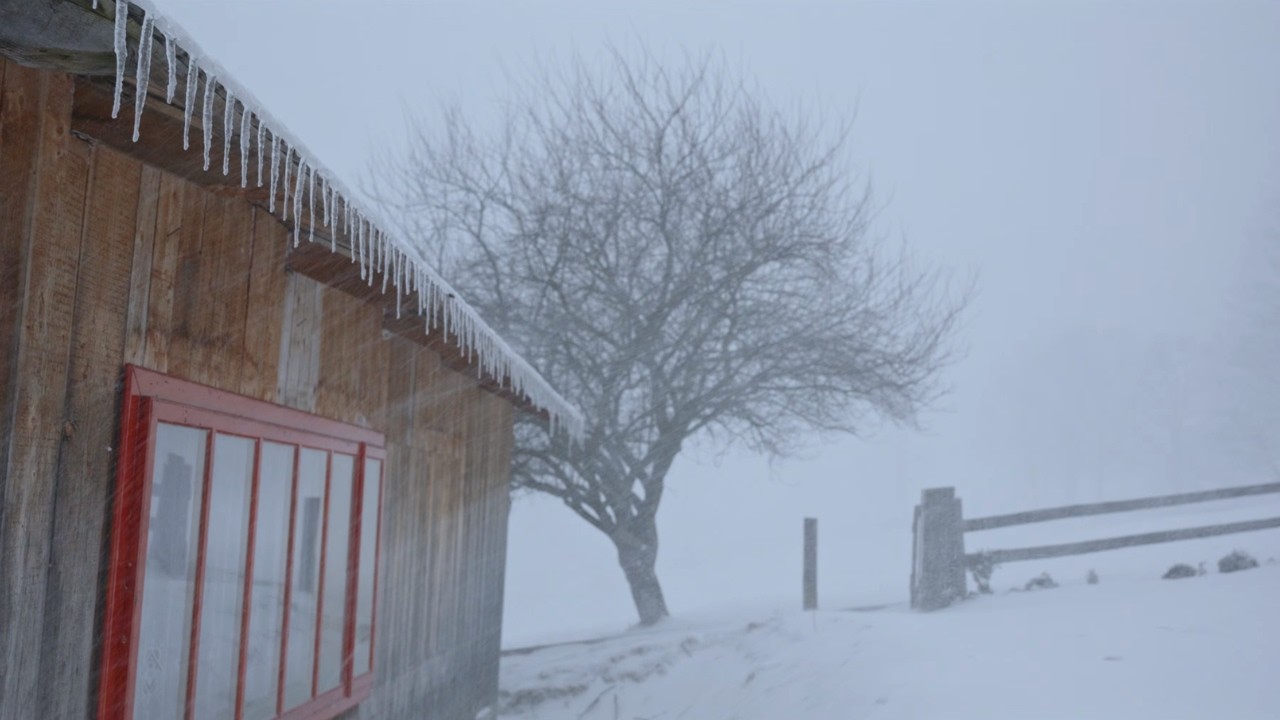 SNOWED IN by a Spring Blizzard: Real Life of a Big Family FAR FROM CIVILIZATION