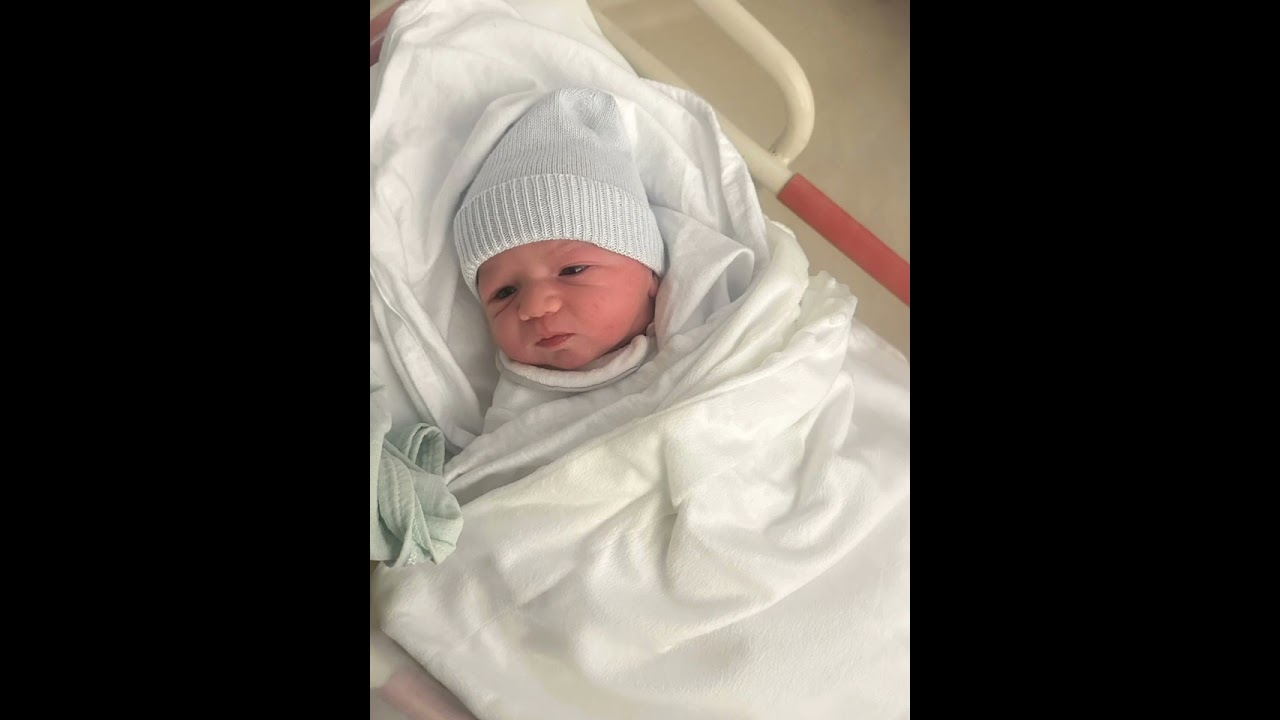 Titulli: Aren #baby #love #kengetepersonalizuara #dedikim #welcomebaby