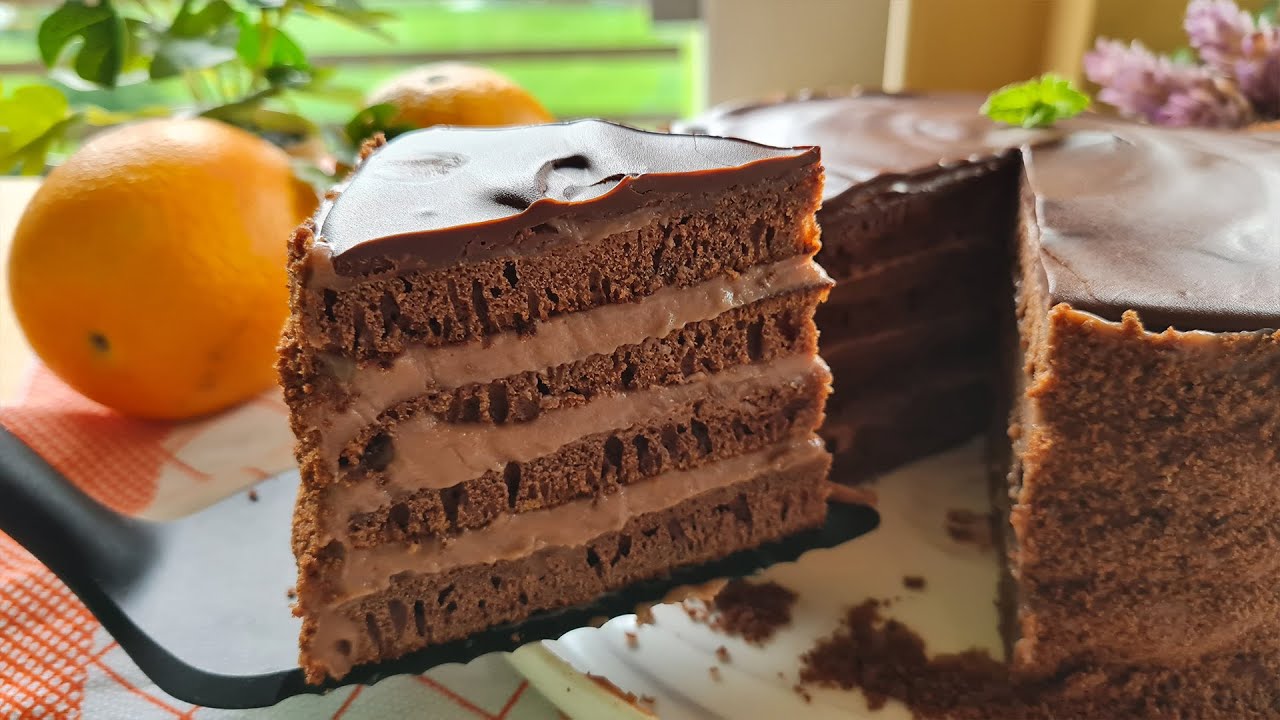 Tort la tigaie cu ciocolata, foarte aromat și foarte ușor de făcut