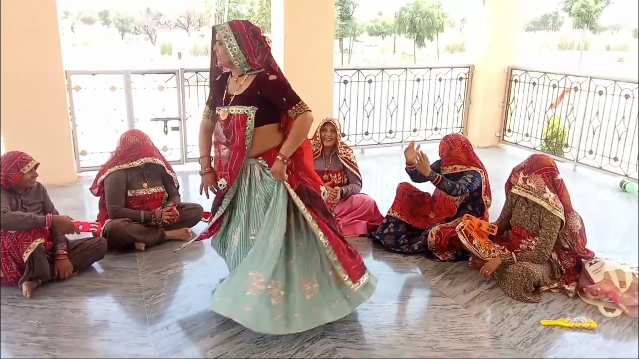 चेतावनी भजन !! सासु के दो दो भैंस दूधों काढ स पोता ने गाले दूध!! जबरदस्त ठुमके!! Shekhawati geet