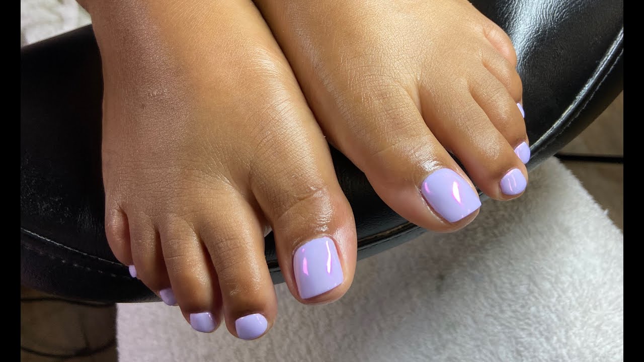 Gel Pedicure with Design Tutorial