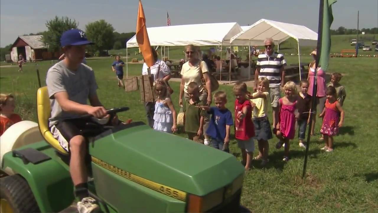 Kansas Pumpkin Patch Attracts Urban Kids - America's Heartland