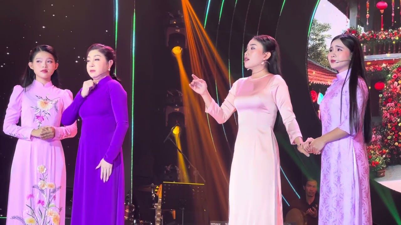 Tân Cổ Lá Sầu Riêng // NS Thoại Mỹ - Quỳnh Trang - Tuyết Nhung - Thiêng Ngân