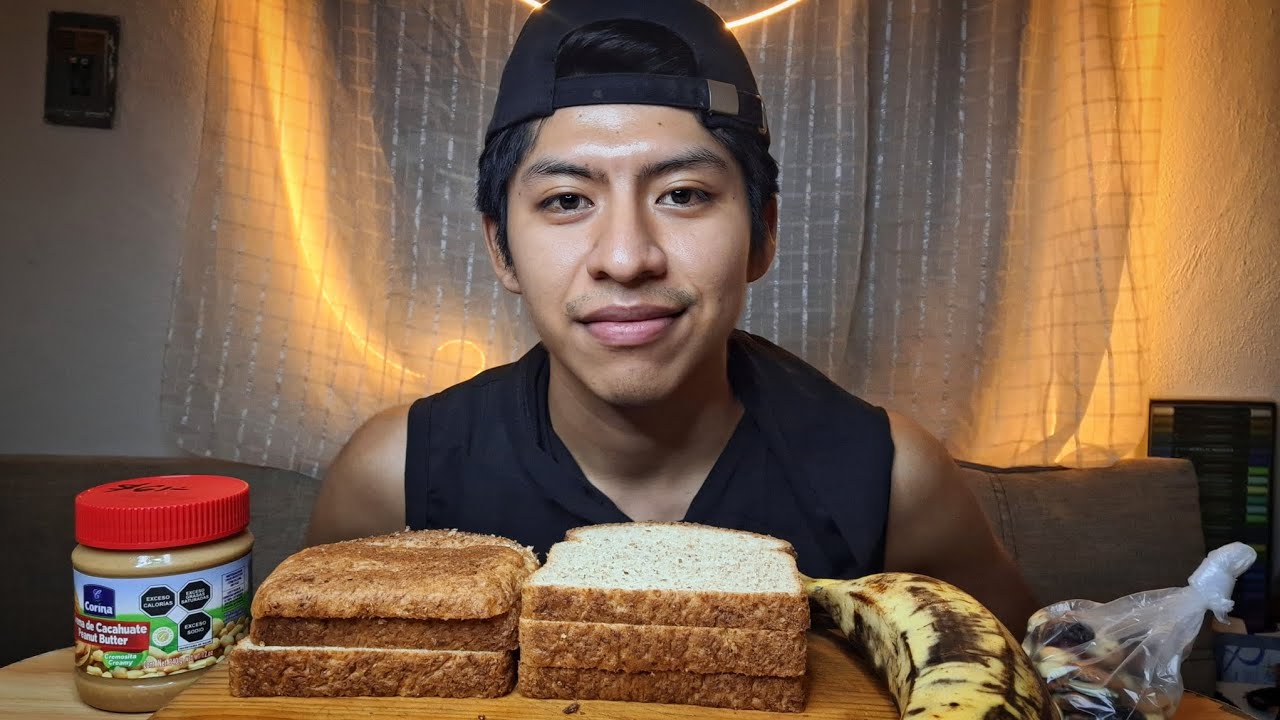 ASMR comiendo PAN con CREMA DE CACAHUATE/ MUKBANG 😋