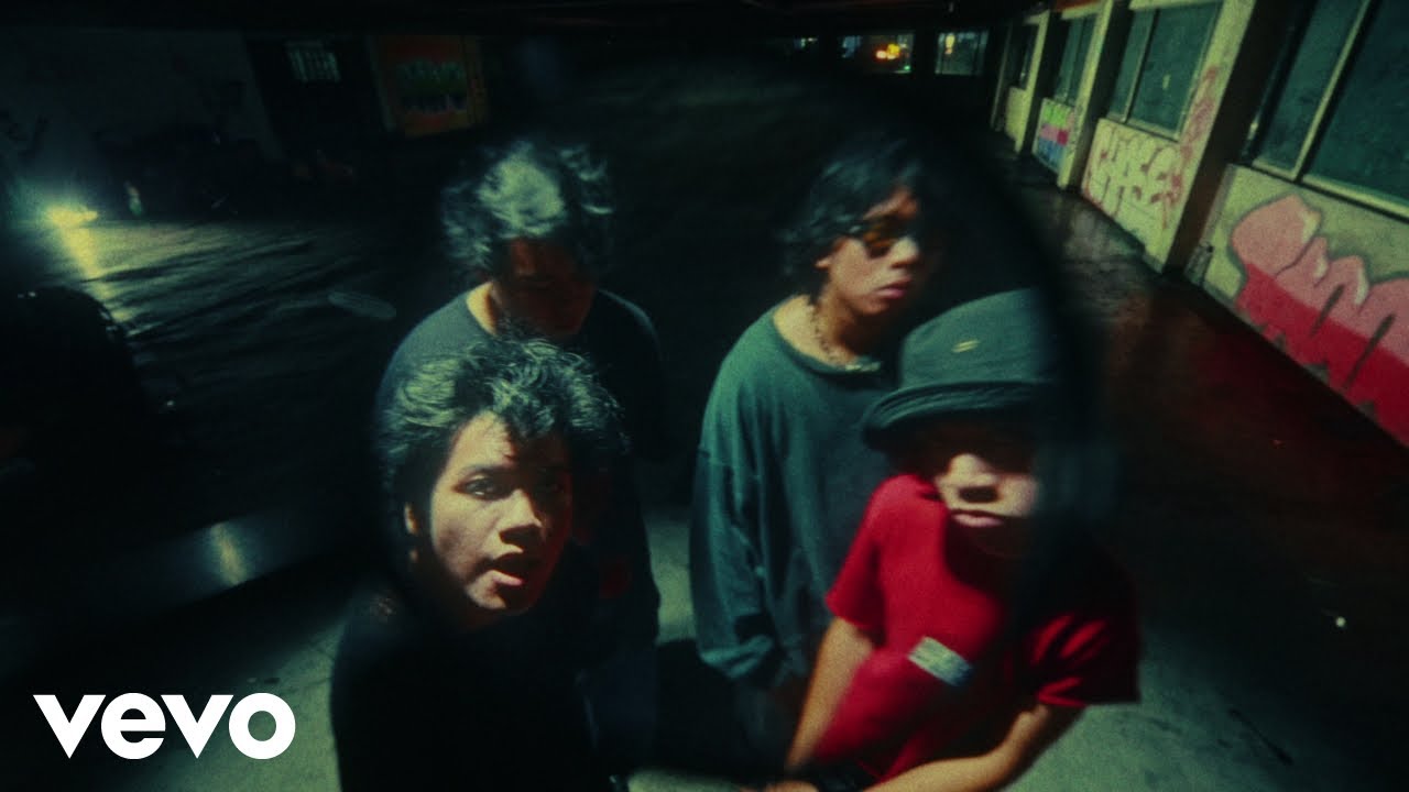 ONE CLICK STRAIGHT - SIGA (Official Music Video)
