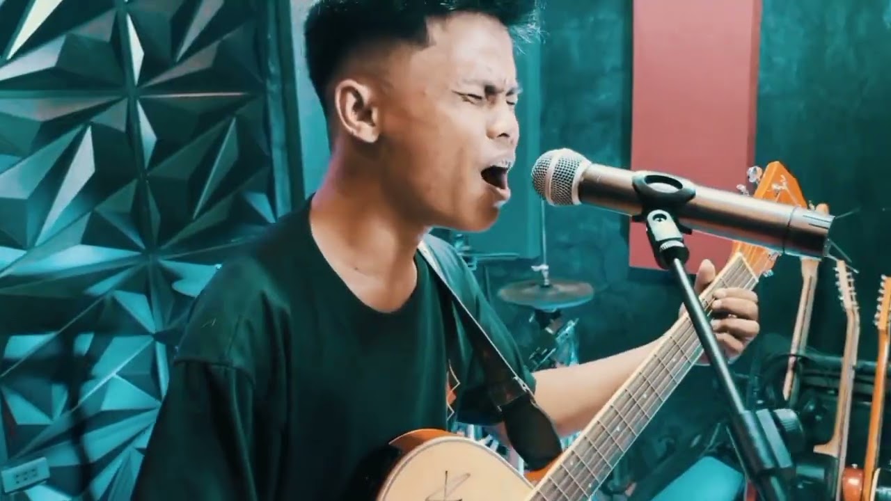 Tonerus - Tanong (OFFICIAL MUSIC VIDEO)