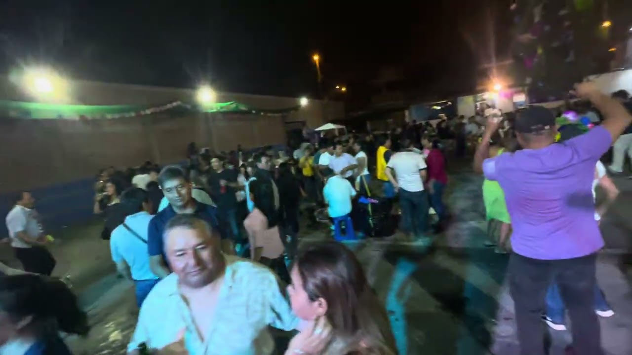 Los. Alegres  en local turpo 2026