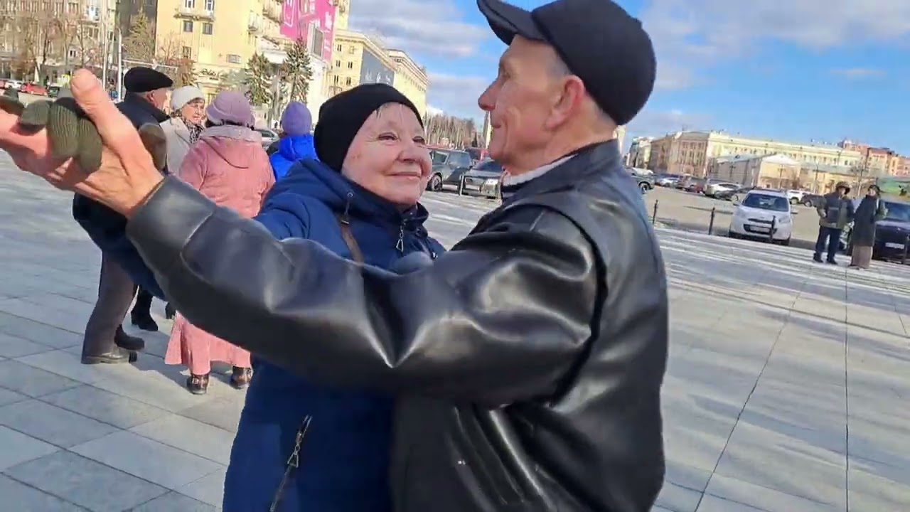 ЛЕЖАЛА РОЗА В УЛИЧНОЙ ПЫЛИ🌹 ТАНЦЫ🌹 ХАРЬКОВ 2026
