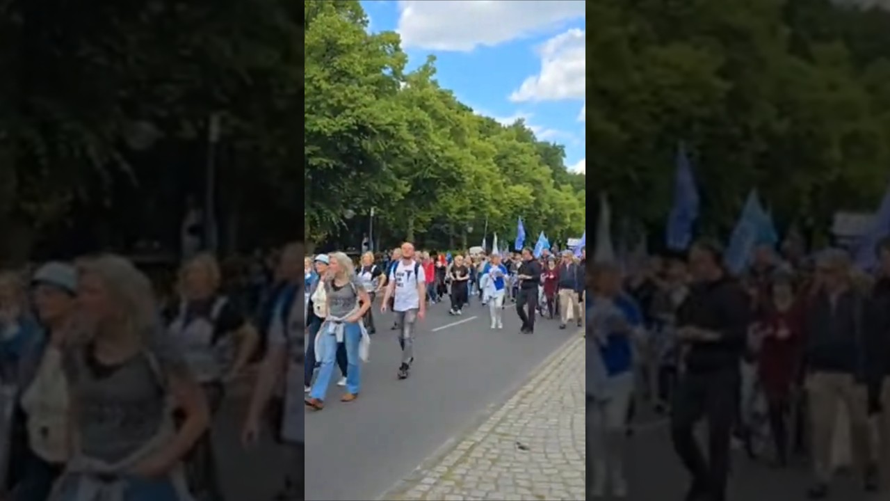Gro&szlig;demo Berlin 🇩🇪🕊 Frieden, Freiheit & Volksabstimmung - 24.5.2025 #demo #frieden #berlin