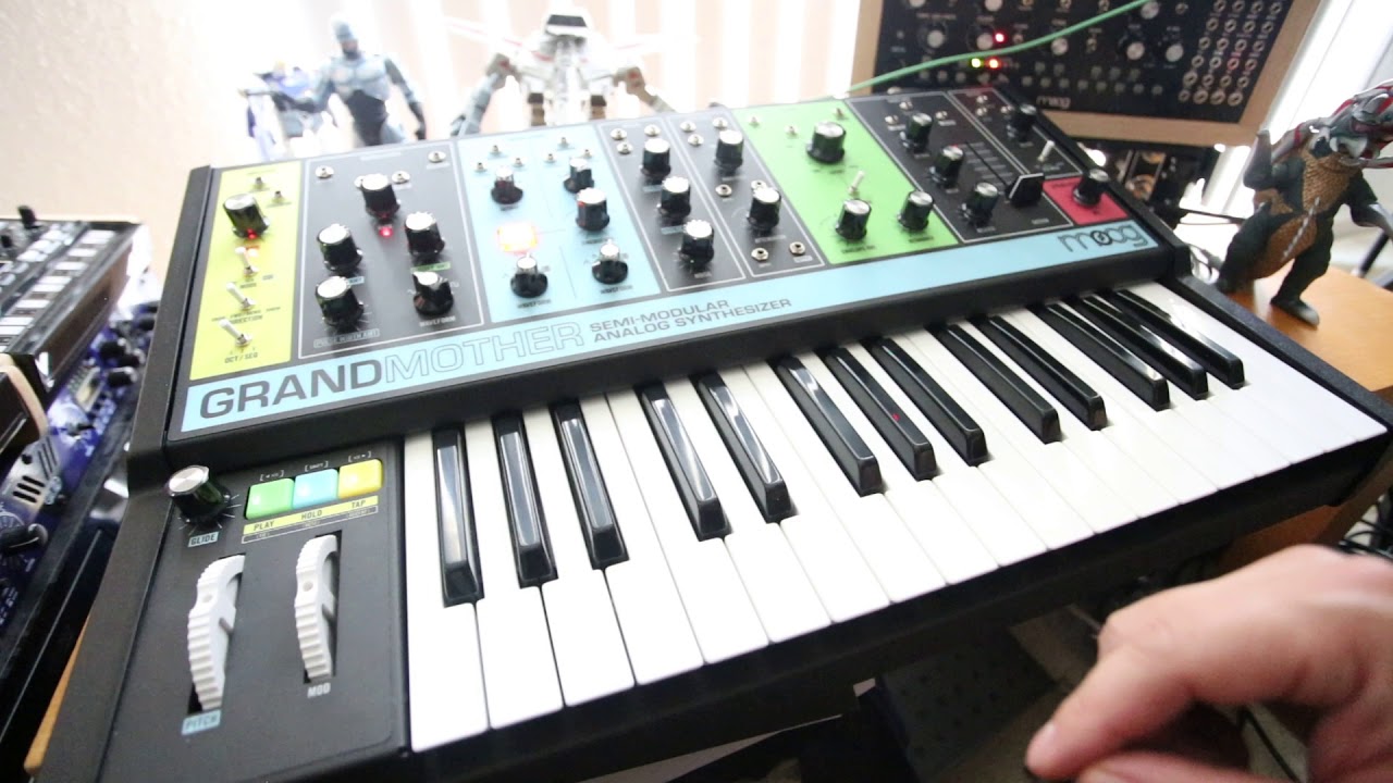 Moog Grandmother Demo, Bach Prelude in C Major