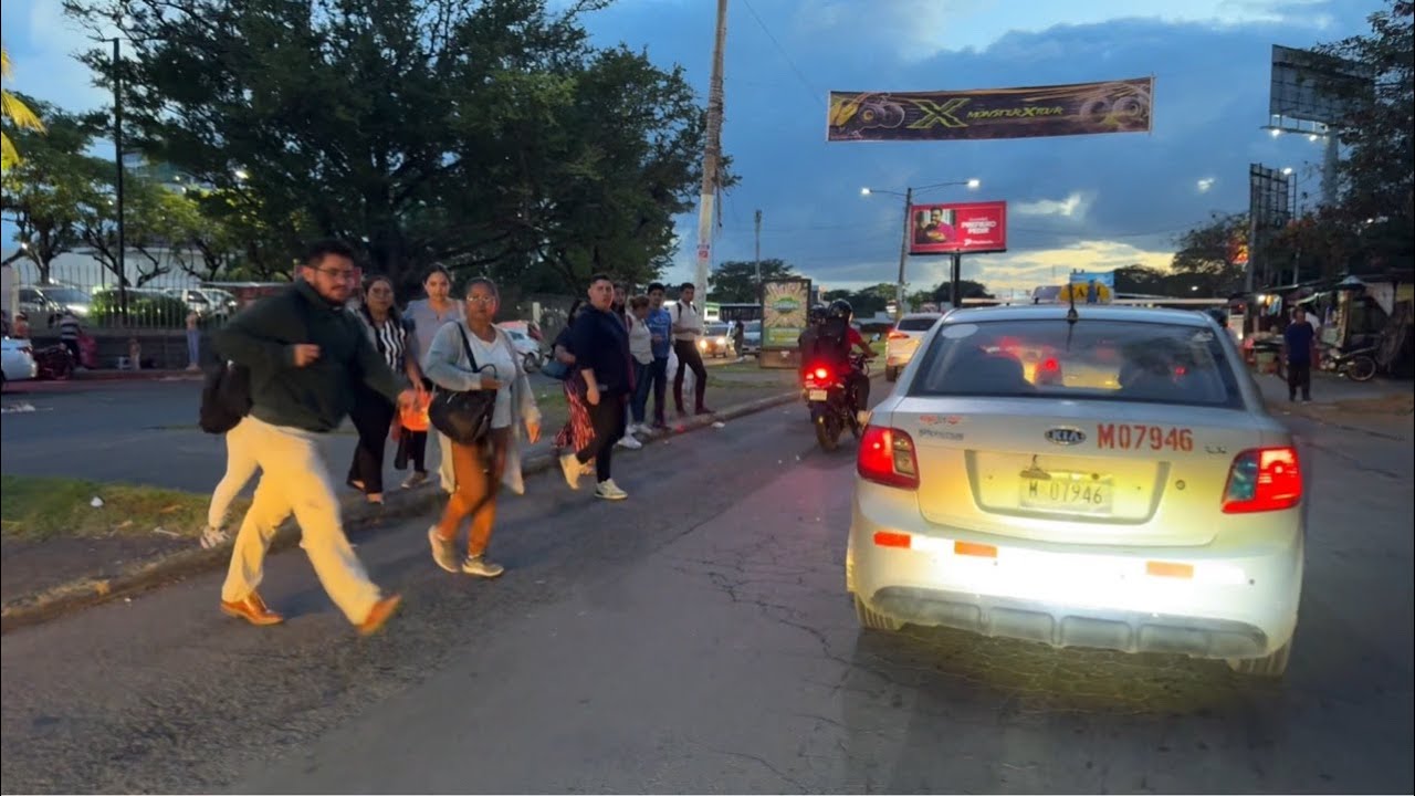 De Masaya a Managua NICARAGUA irl