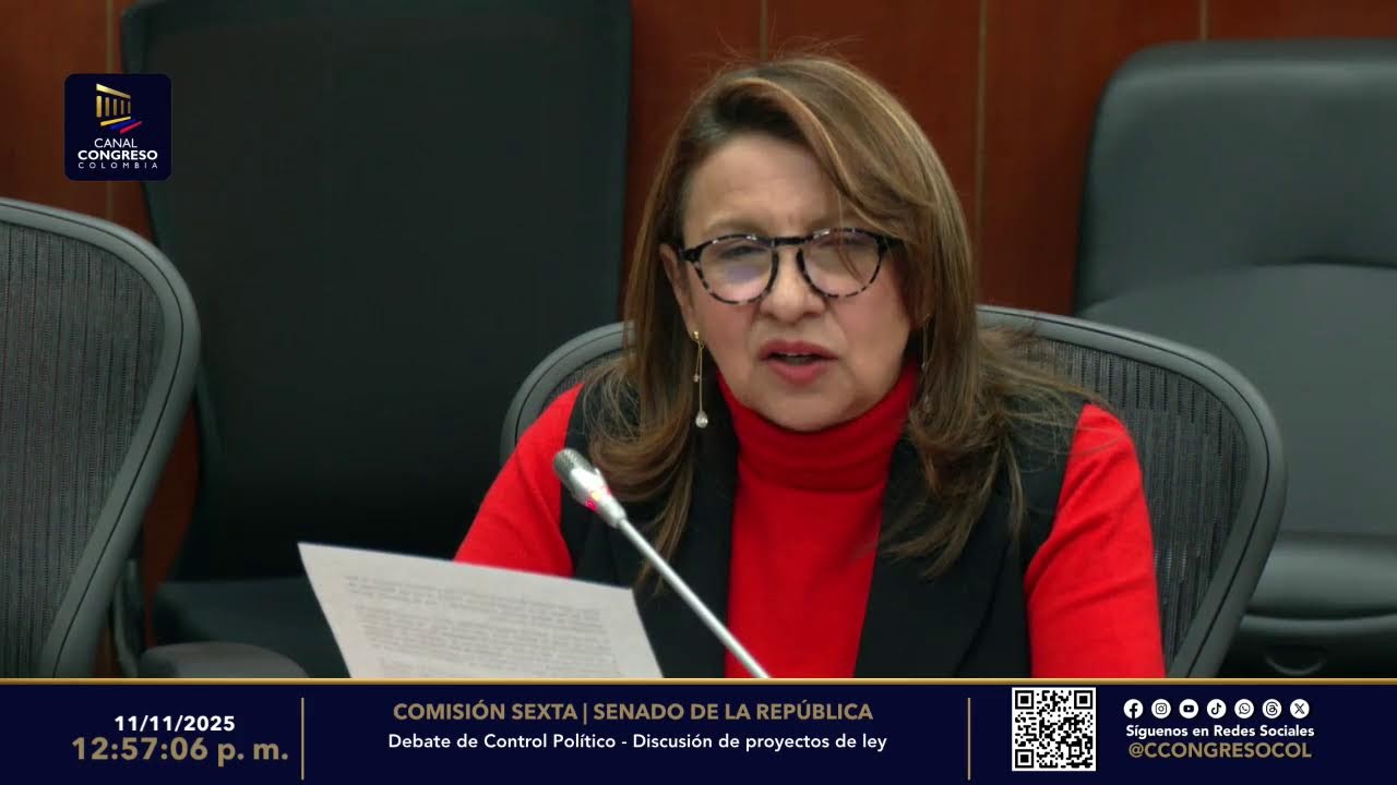 11-11-25 / Debate de Control Pol&iacute;tico - Discusi&oacute;n de proyectos de ley
