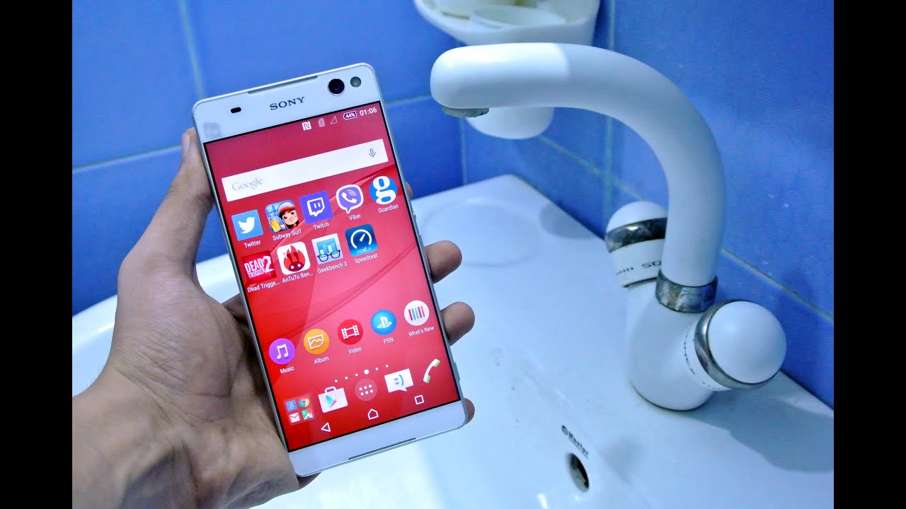 Sony Xperia C5 Ultra - Water Test HD