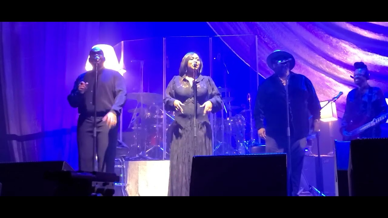 Anthony Hamilton - Best Part (2022 Opening Night of The Night Tour)