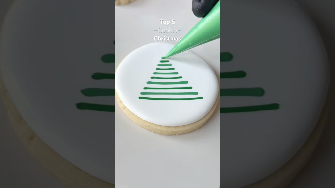 Cookies for Christmas❤️🎄royal icing recipe in my bio✨#christmascookies #christmas #cookiedecorating
