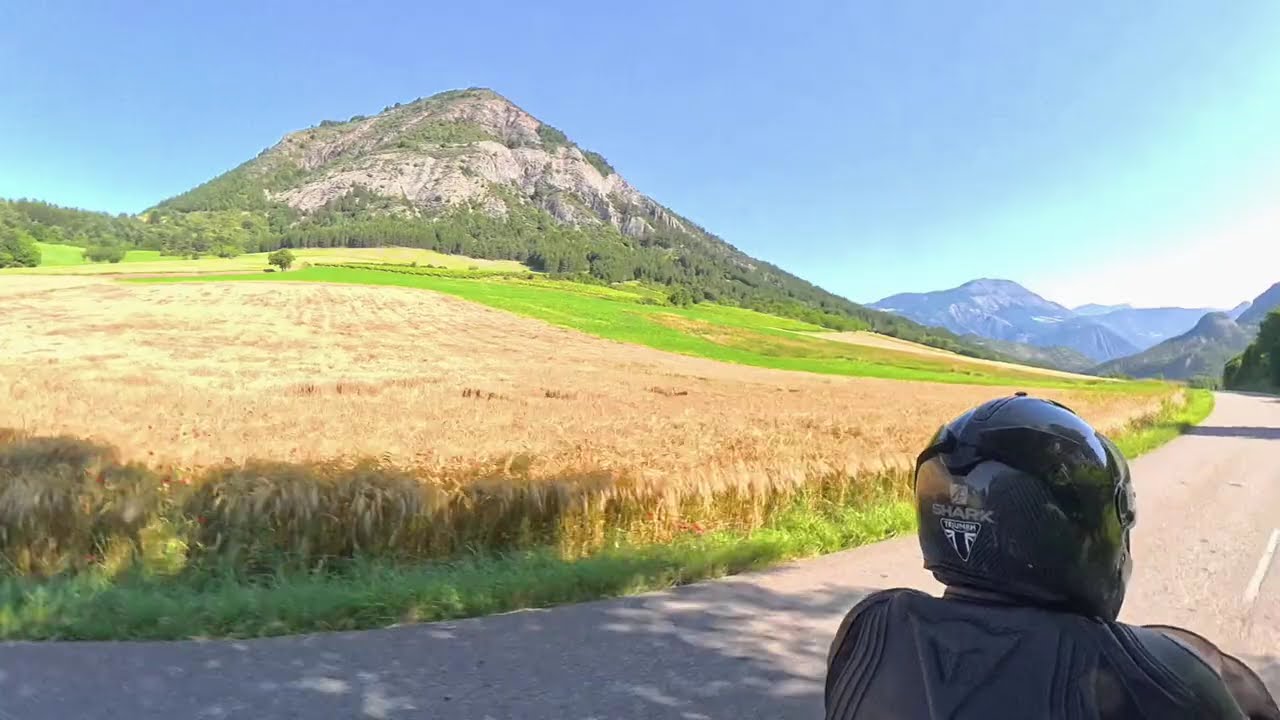 Ride with friends.#reels #motorcycle #honda #insta360 #shorts