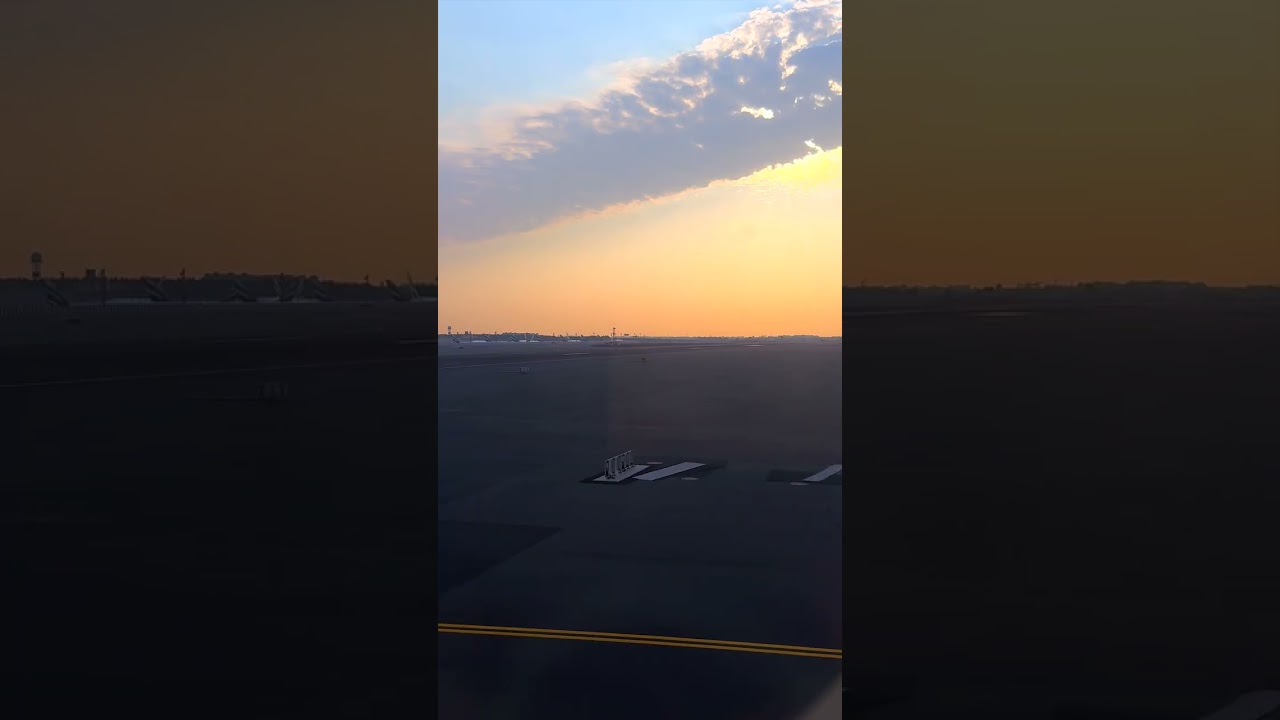Dubai to Birmingham | Taxiing Views at DXB Airport