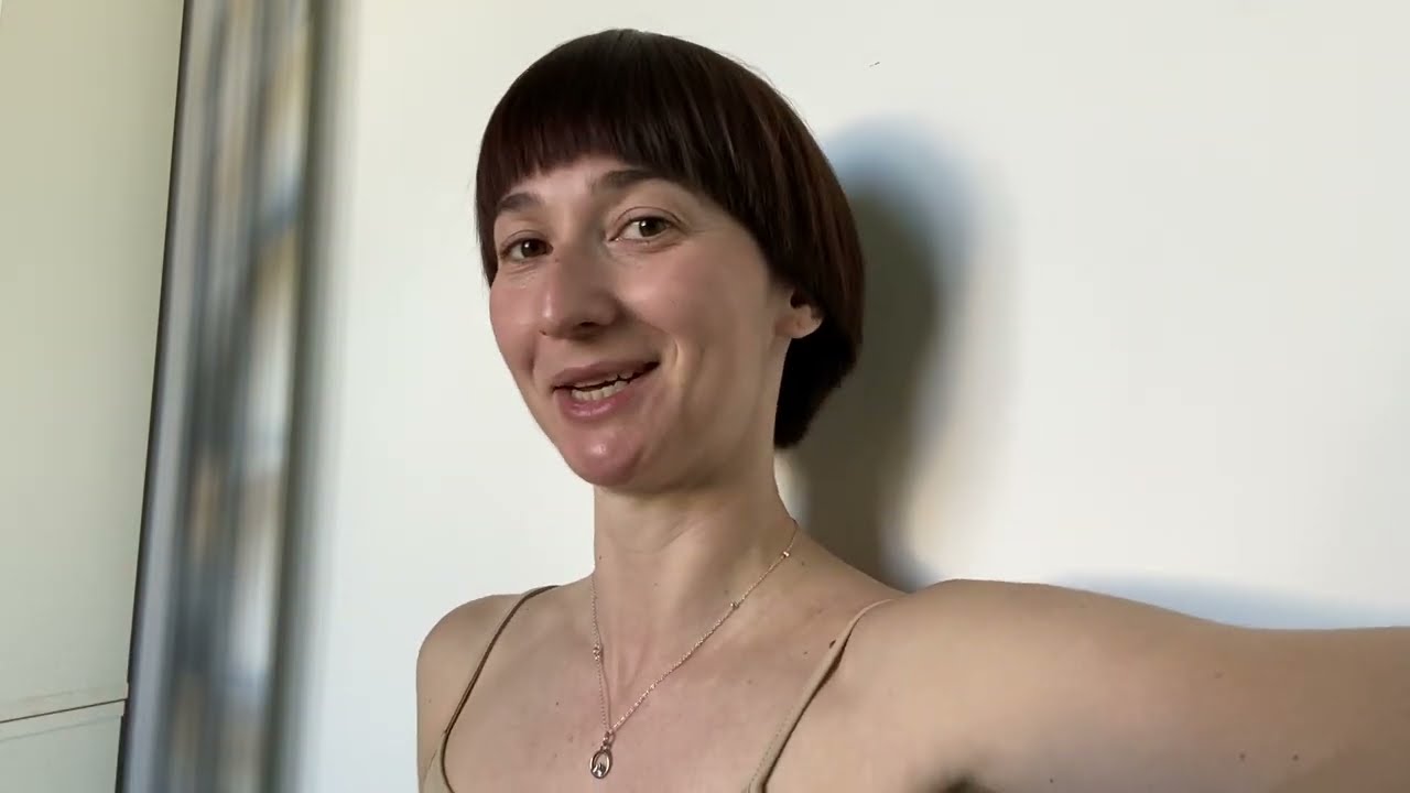 Свежая видео визитка Гужова Мария