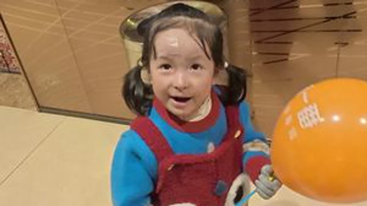 蝴蝶宝贝家庭假期最后一天超长Vlog记录📝 连续带娃的日子终于告一段落，真是累并快乐着。#亲子陪伴 #母婴 #带娃 #亲子互动 #女儿