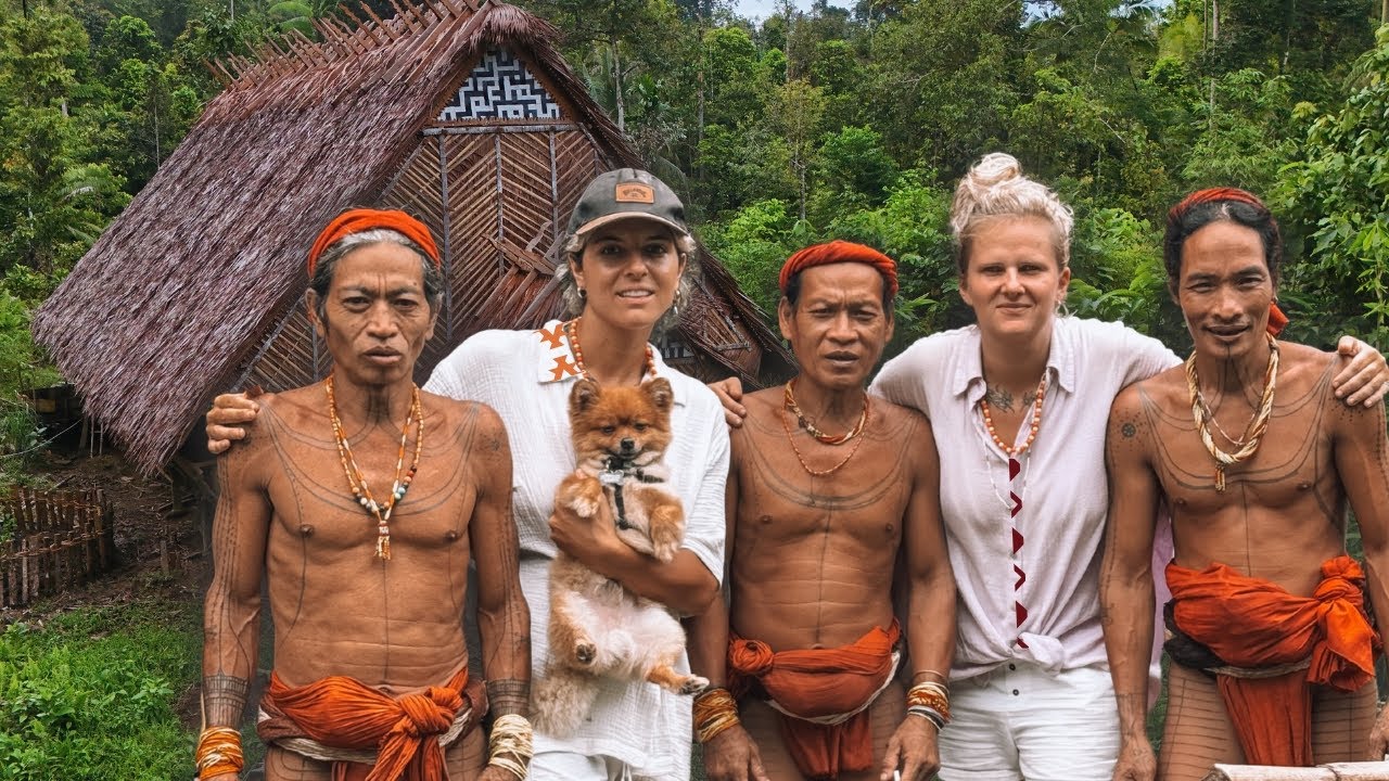 Crossed From Bali To Mentawai To Live With A 2,000 Year Old Tribe