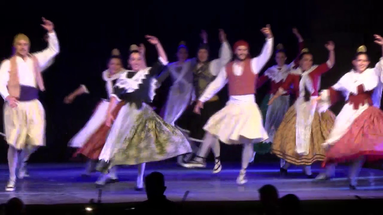 'Temps de dansa' amb el cos de dansa Grup Mediterrània