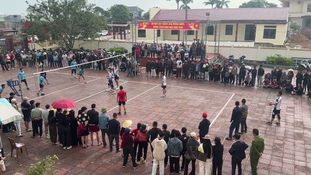 chung kết Hiệp 1: Đông Hoà Trạch - Trung Hoà Trạch