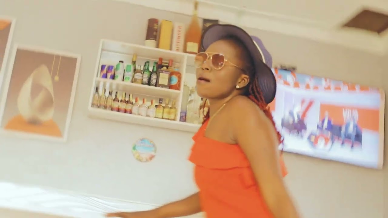 Young Patcheko Ft Pop G Dona clip officiel 2025