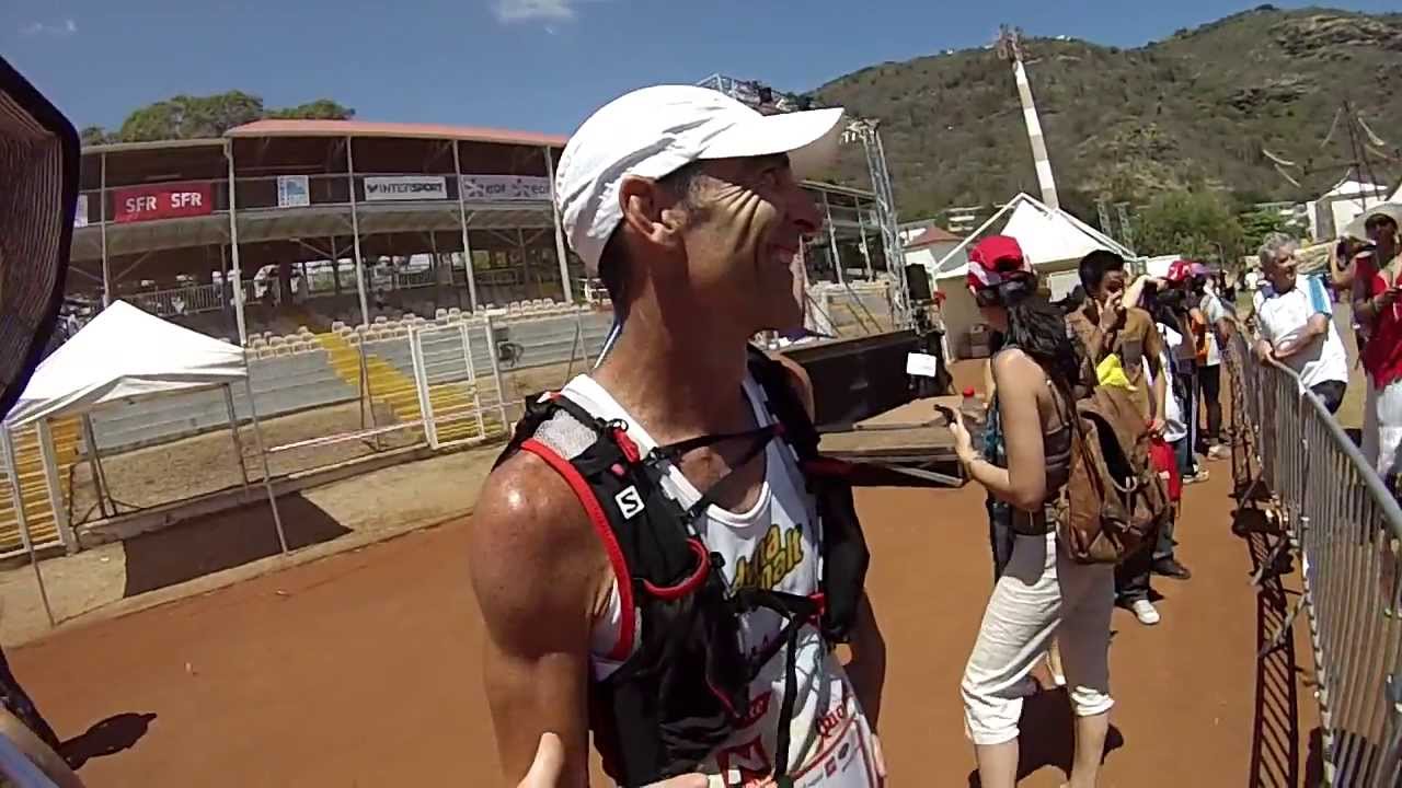 Arrivée de Yan de Maroussem lors du Grand Raid 2013
