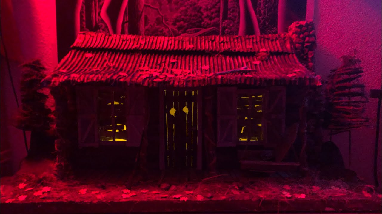 My Evil Dead 2 Cabin dioramas (exterior and interior)