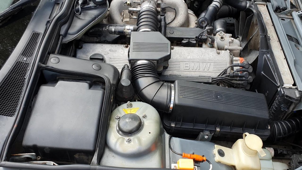 Про двигатель  M30 BMW . Минусы и особенности. Датчики, параметры, напряжения и сопротивления.