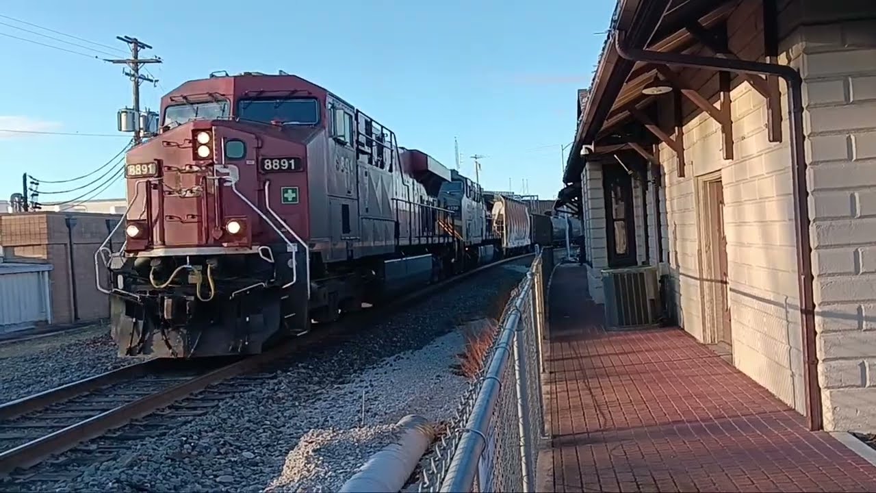 CPKC Manifest w/ KCS Gray Ghost