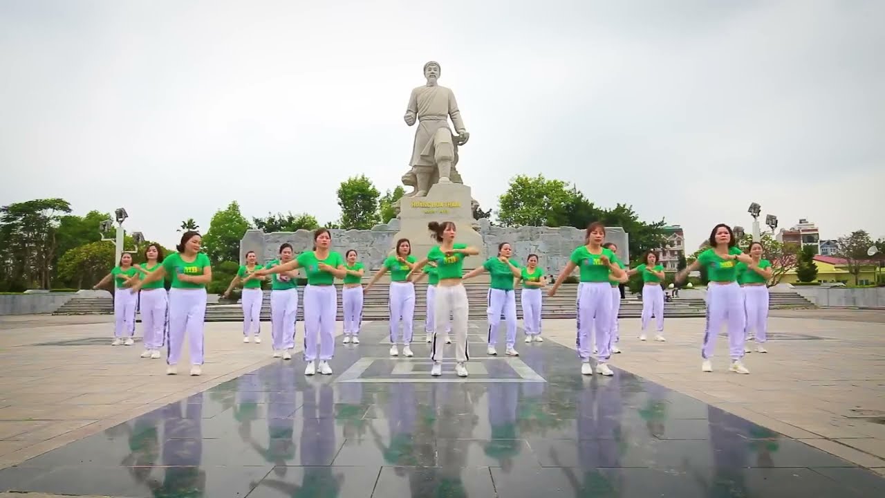 Bướm say
