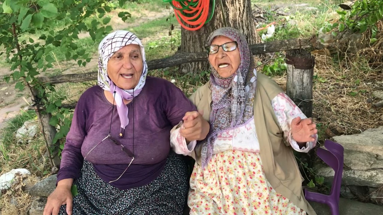 26 Ağustos 2025 Anam ve Kezban abla Türkmen deyişleri (türküleri)