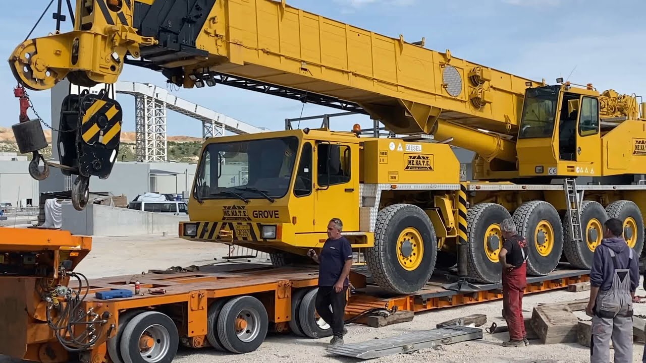 Loading And Transporting A Grove Mobile Crane - Fasoulas Heavy Transports
