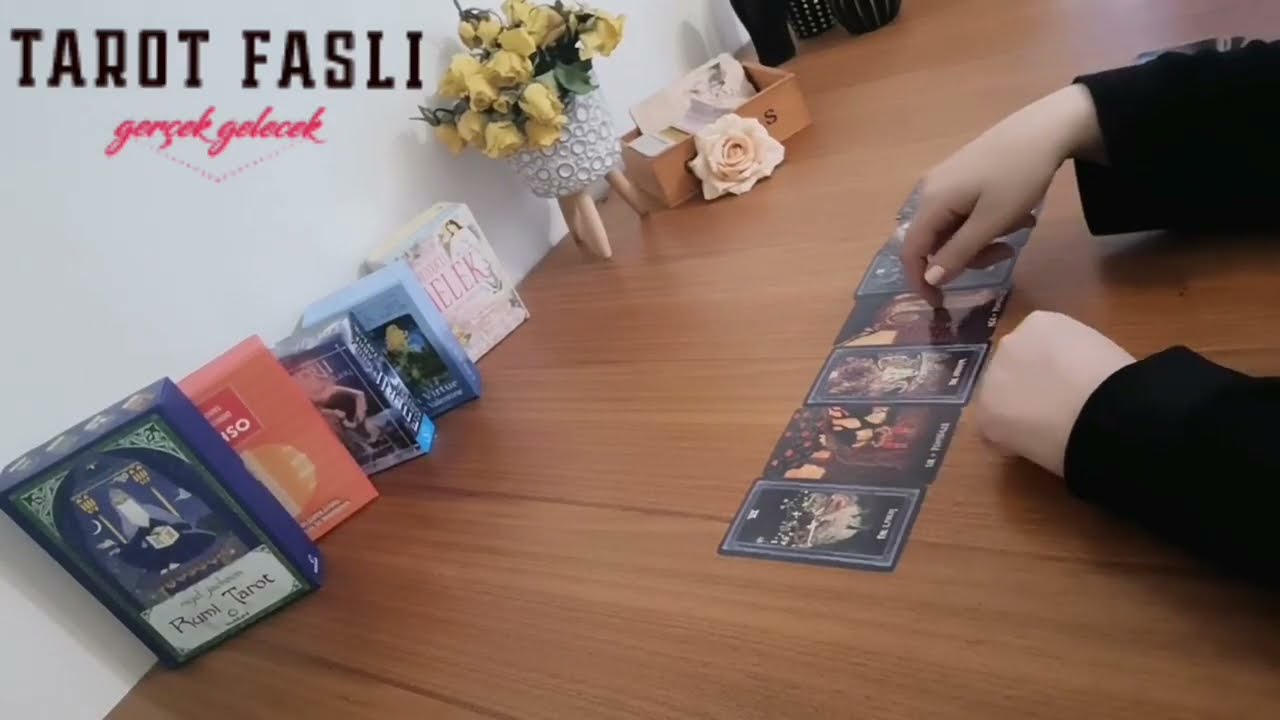 Arayacak mı, ne zaman, ne söyleyecek? Ben ona karşı nasıl durmalıyım? Tarot falı, tarot yorumu